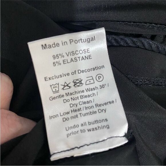 PALMER HARDING NWT Reunion jersey top in Black
Size 2 - Picture 16 of 16